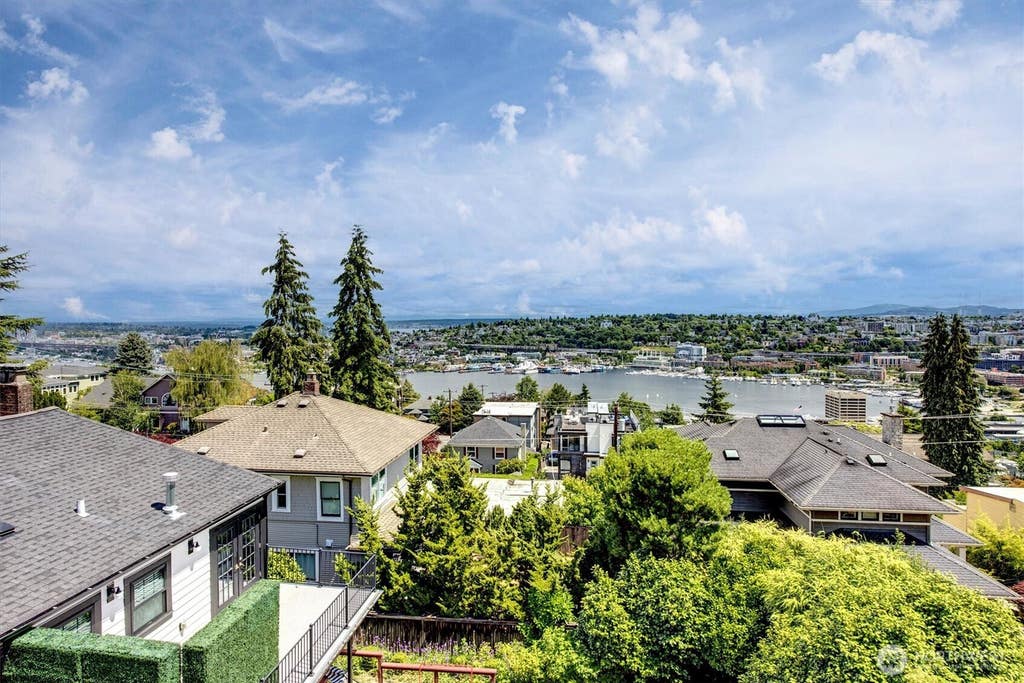 Photo of 1518 4th Avenue N, Seattle, WA 98109 (MLS # 2546820)