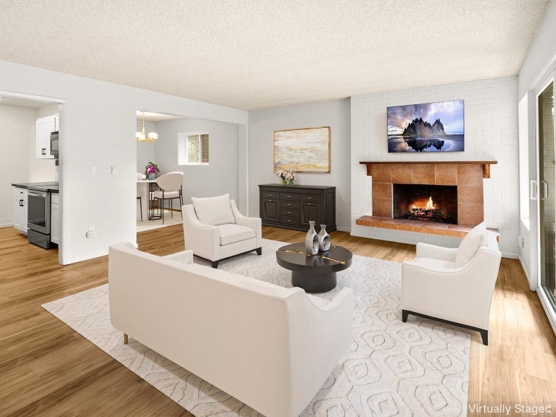 2858 32nd Avenue W 106