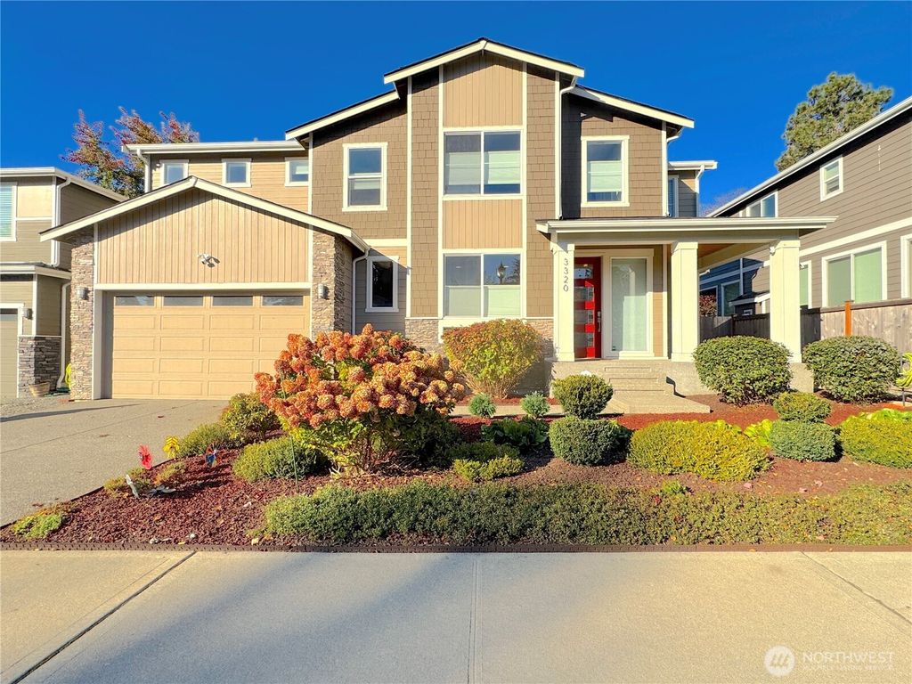 Photo of 3320 NE 8th Place, Renton, WA 98056 (MLS # 2445519)