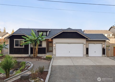 Photo of 3635 Nevada Avenue E, Port Orchard, WA 98366 (MLS # 2585699)
