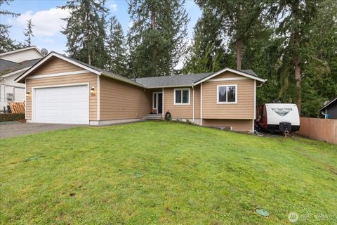 Photo of 7882 Blakely Avenue, Clinton, WA 98236 (MLS # 2488768)