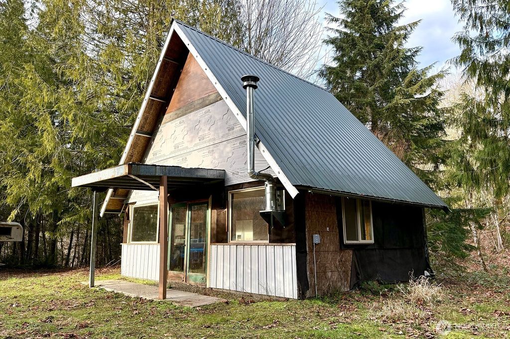 Photo of 12280 Center Road, Quilcene, WA 98376 (MLS # 2472025)