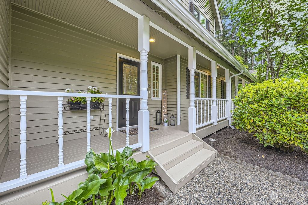 Photo of 2073 214th Street SW, Brier, WA 98036 (MLS # 2241922)