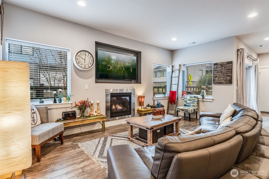 Photo of 32819 Madrona Avenue SE, Black Diamond, WA 98010 (MLS # 2487445)