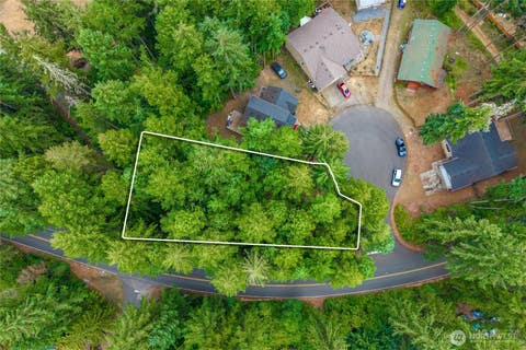 Photo of 18236 Blue Hills Drive SE, Yelm, WA 98597 (MLS # 2562034)