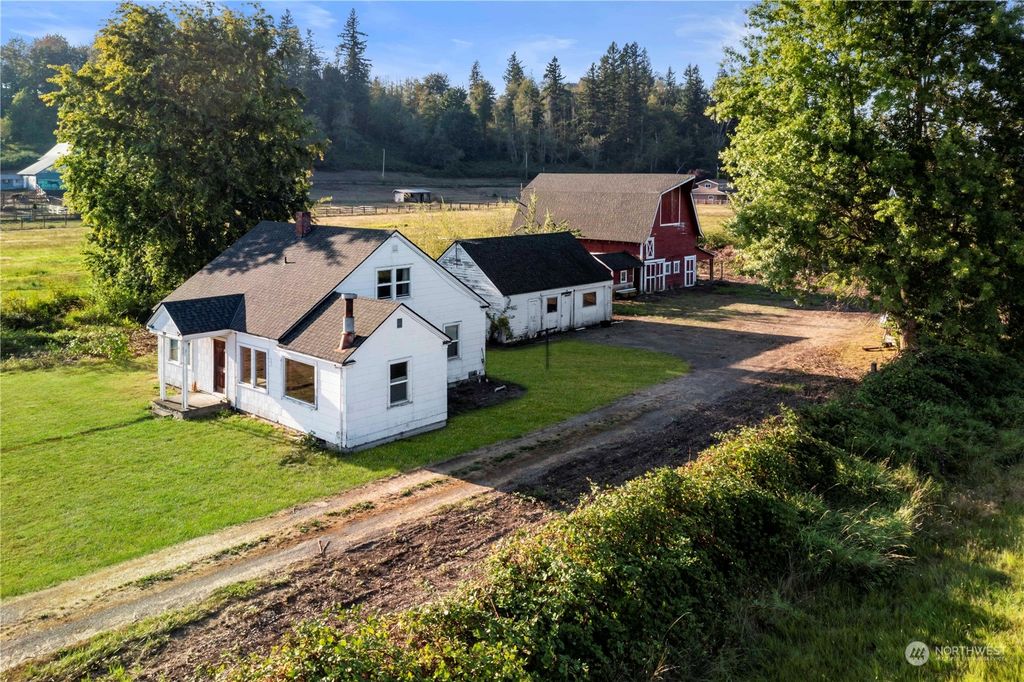 Photo of 28406 SE 392nd Street, Enumclaw, WA 98022 (MLS # 2156905)