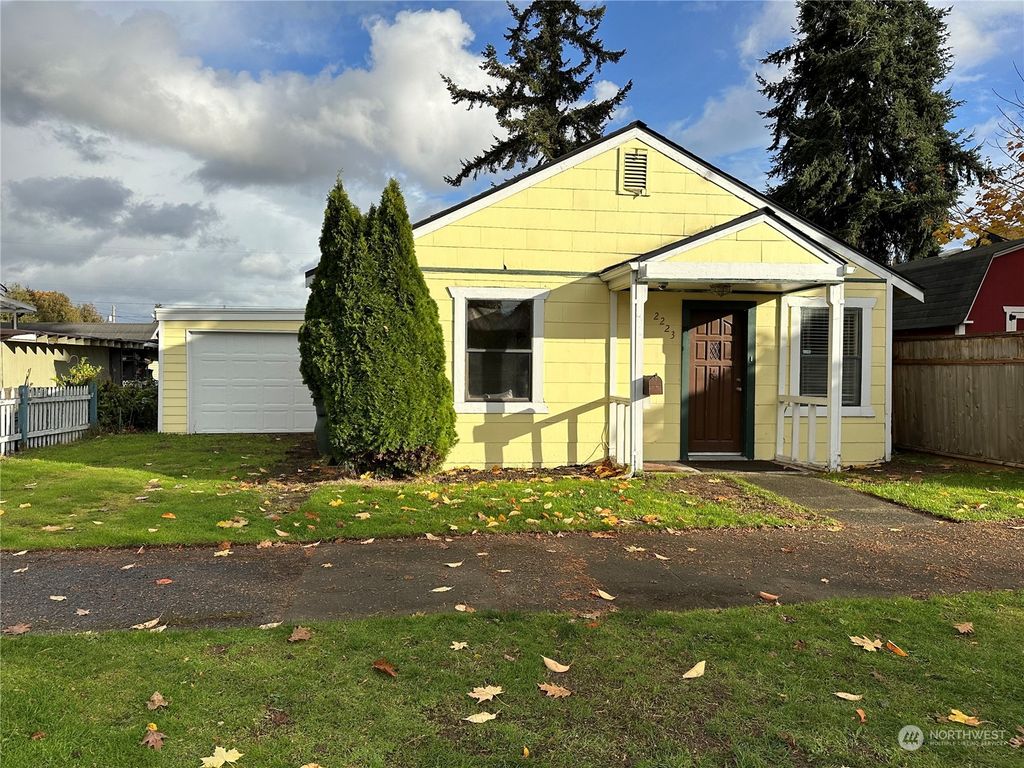 Photo of 2223 Baker Avenue, Everett, WA 98201 (MLS # 2179484)