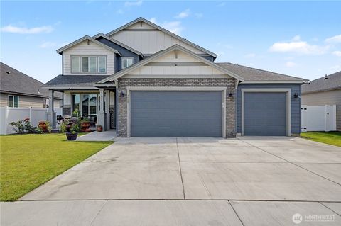 Photo of 4717 W Thrush Street, Moses Lake, WA 98837 (MLS # 2552704)