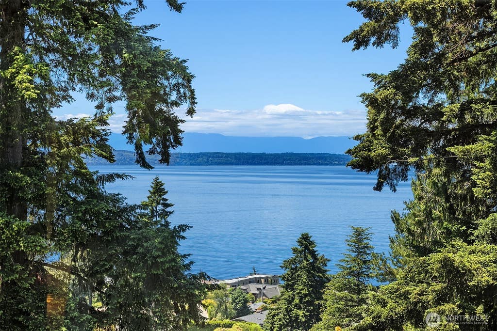 Photo of 9421 190th Place SW, Edmonds, WA 98020 (MLS # 2536947)