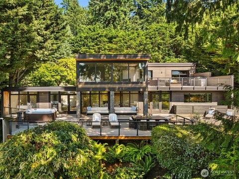 Photo of 899 NW Elford Drive, Seattle, WA 98177 (MLS # 2534627)
