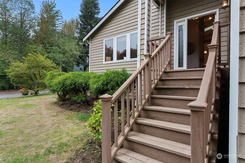 Photo of 12010 53rd Avenue SE, Everett, WA 98208 (MLS # 2163452)