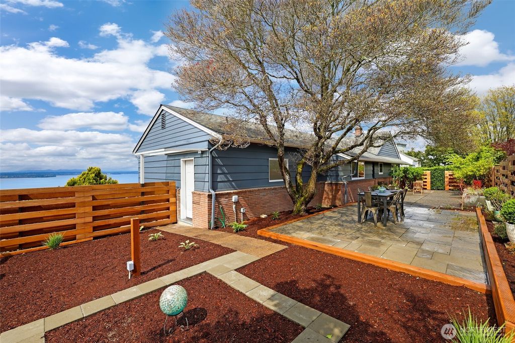 Photo of 6771 38th Avenue SW, Seattle, WA 98126 (MLS # 2509394)