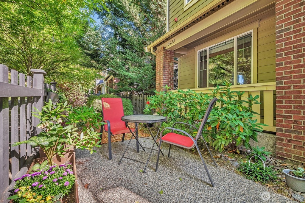Photo of 10625 Ross Road #3, Bothell, WA 98011 (MLS # 2587672)
