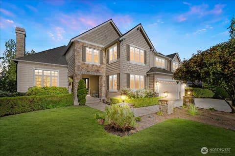 Photo of 2046 277th Avenue SE, Sammamish, WA 98075 (MLS # 2564789)