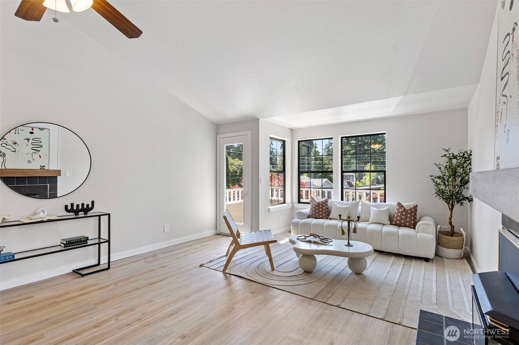 Photo of 14026 Wallingford Avenue N, Seattle, WA 98133 (MLS # 2412125)