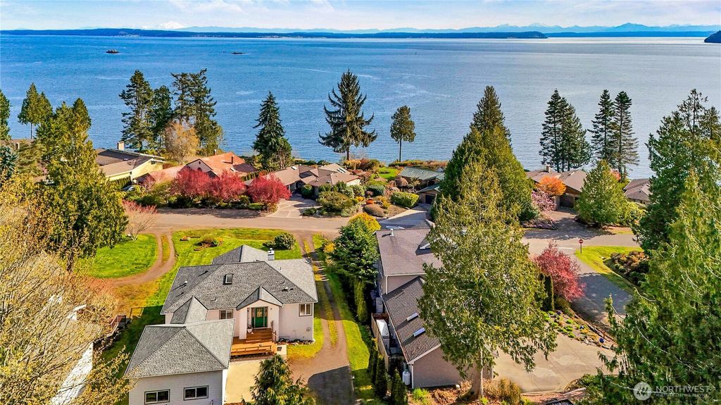 Photo of 82 Montgomery Lane, Port Ludlow, WA 98365 (MLS # 2501084)