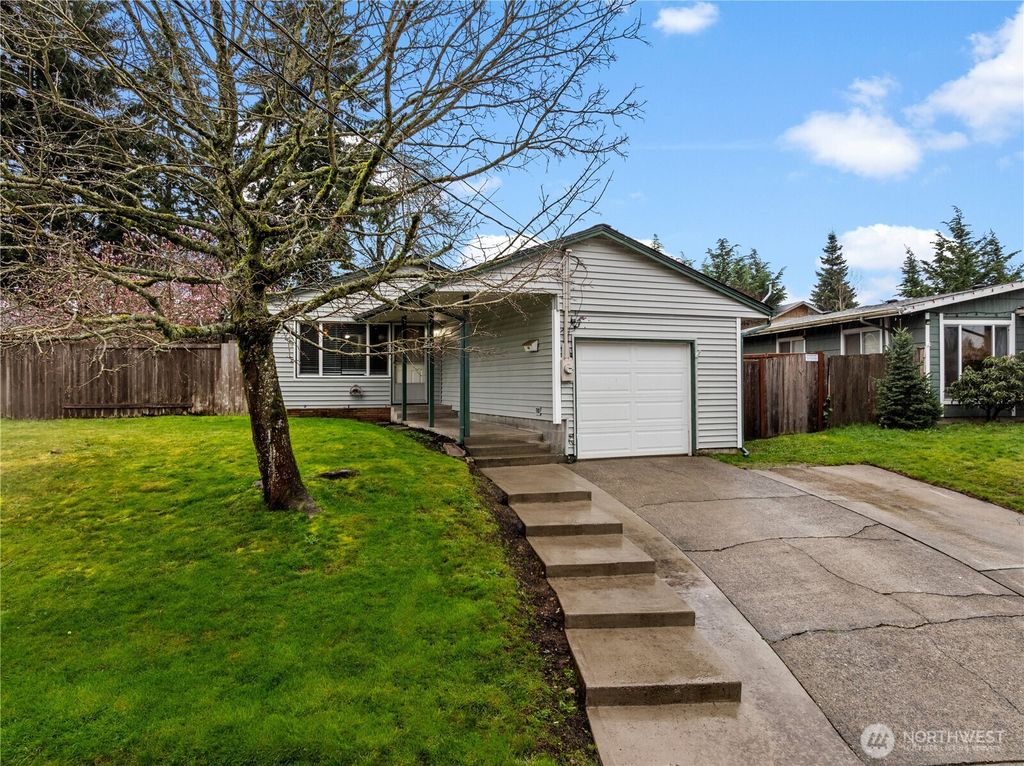 Photo of 645 S 91st Street, Tacoma, WA 98444 (MLS # 2495668)