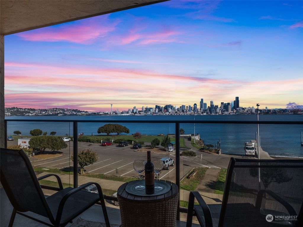 Photo of 1221 Harbor Avenue SW #302, Seattle, WA 98116 (MLS # 2329748)