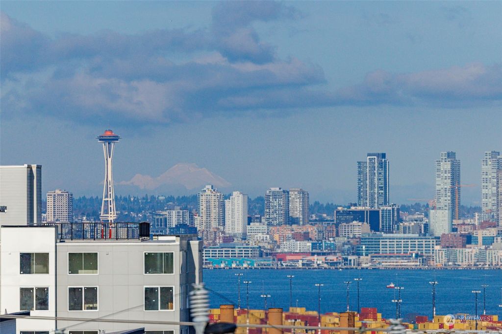 Photo of 3221 SW Avalon Way #501, Seattle, WA 98126 (MLS # 2029914)