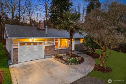 Photo of 828 2nd Avenue, Kirkland, WA 98033 (MLS # 2483791)