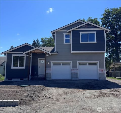 Photo of 9512 Solberg Court SE, Yelm, WA 98597 (MLS # 2552484)