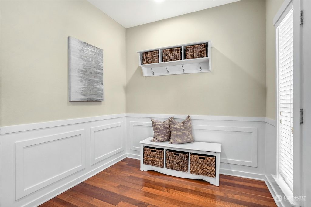 Photo of 5214 NE 7th Street, Renton, WA 98059 (MLS # 2263069)