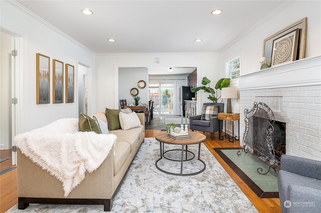 Photo of 3225 36th Avenue S, Seattle, WA 98144 (MLS # 2232946)