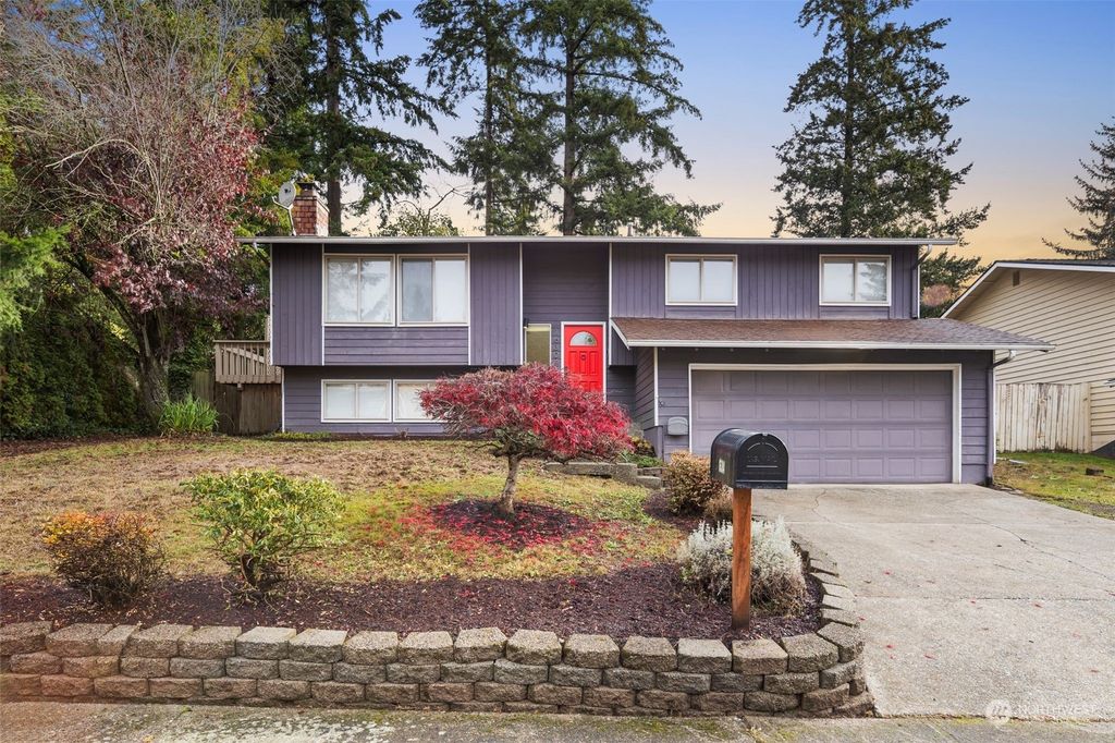 Photo of 16304 128th Place SE, Renton, WA 98058 (MLS # 2309388)
