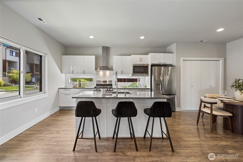 Photo of 24903 123rd Place SE, Kent, WA 98030 (MLS # 2508861)