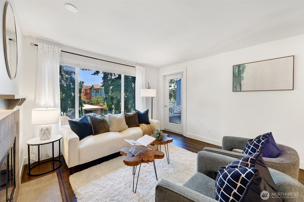 Photo of 300 N 130th Street #2306, Seattle, WA 98133 (MLS # 2406037)