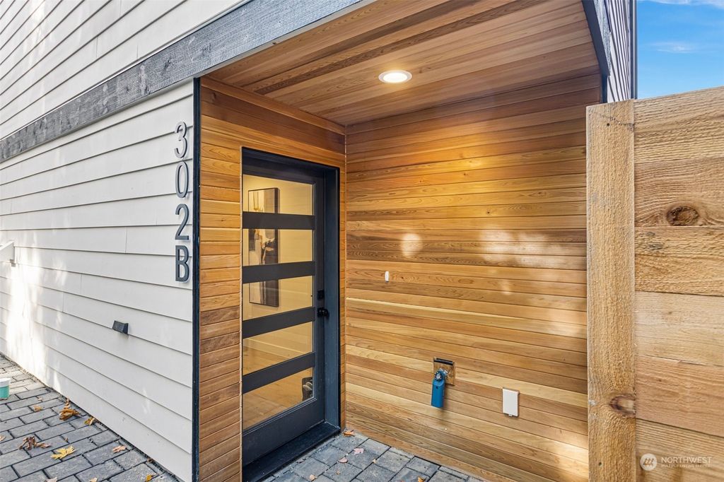 Photo of 302 32nd Avenue E #B, Seattle, WA 98112 (MLS # 2176307)