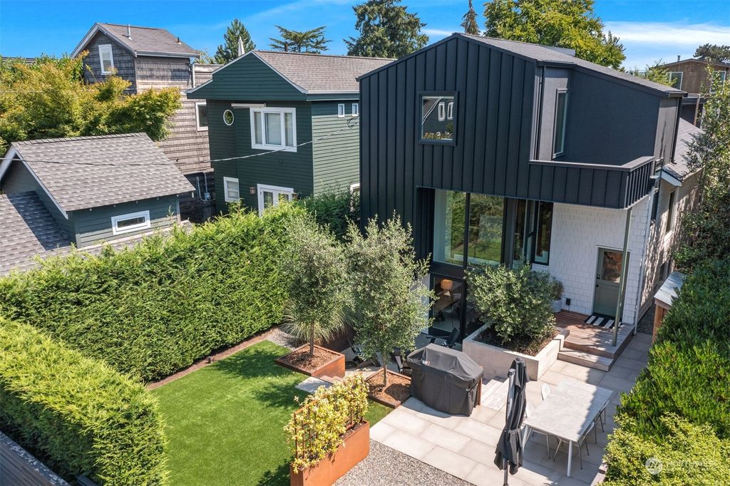 Photo of 2015 42nd Avenue E, Seattle, WA 98112 (MLS # 2141902)