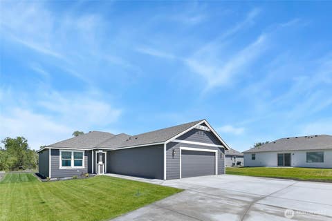 Photo of 4246 W Sandy Court, Moses Lake, WA 98837 (MLS # 2549807)