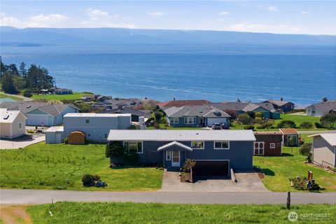 Photo of 747 La Fiesta Street, Coupeville, WA 98239 (MLS # 2480582)