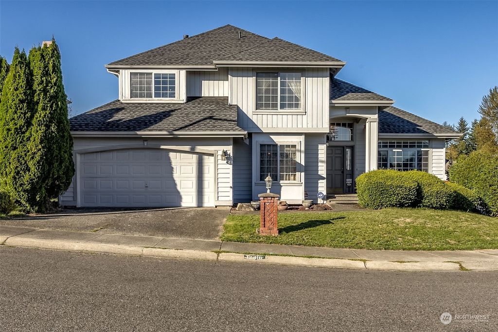 Photo of 12416 SE 262nd Place, Kent, WA 98030 (MLS # 2300953)