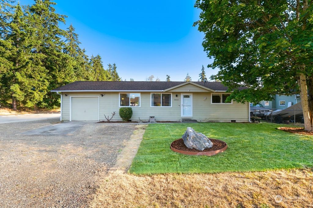 Photo of 18253 SE 262nd Place, Covington, WA 98042 (MLS # 2266950)