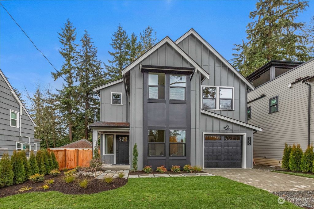 Photo of 1235 NE 95th Street, Seattle, WA 98115 (MLS # 2204760)
