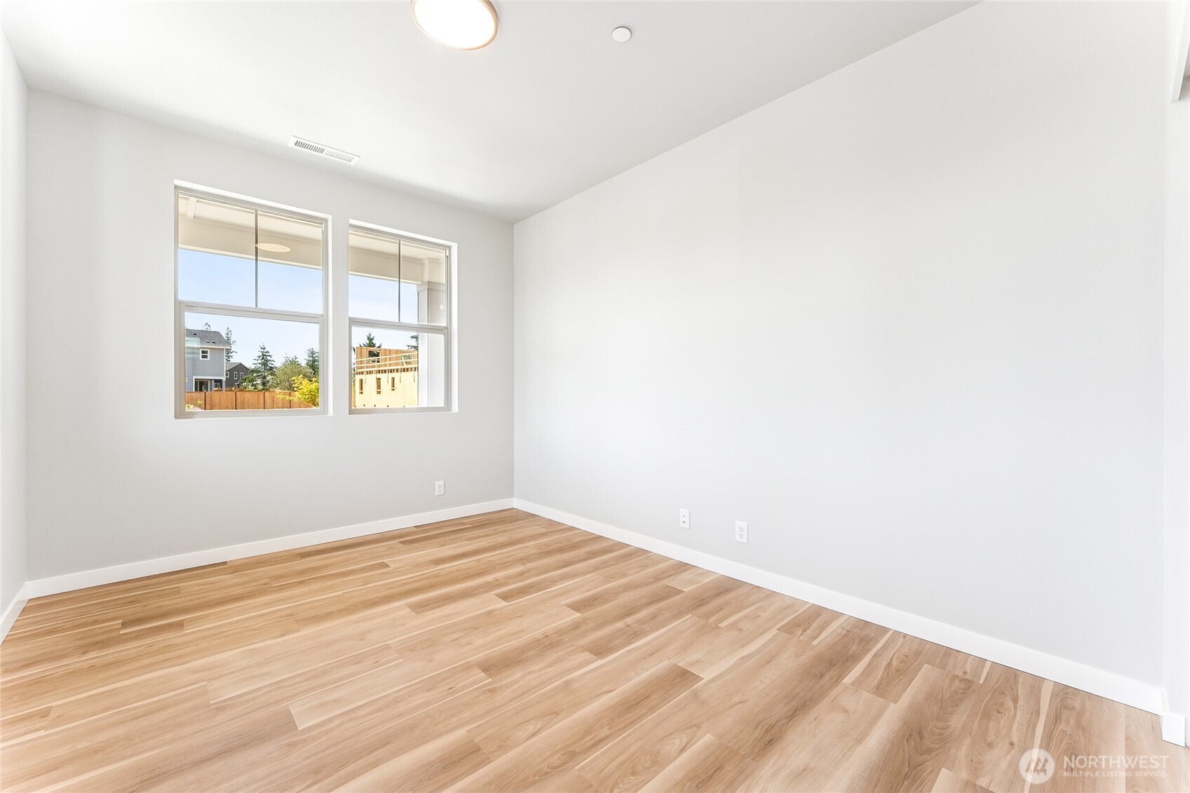 13911 179th Street E 59