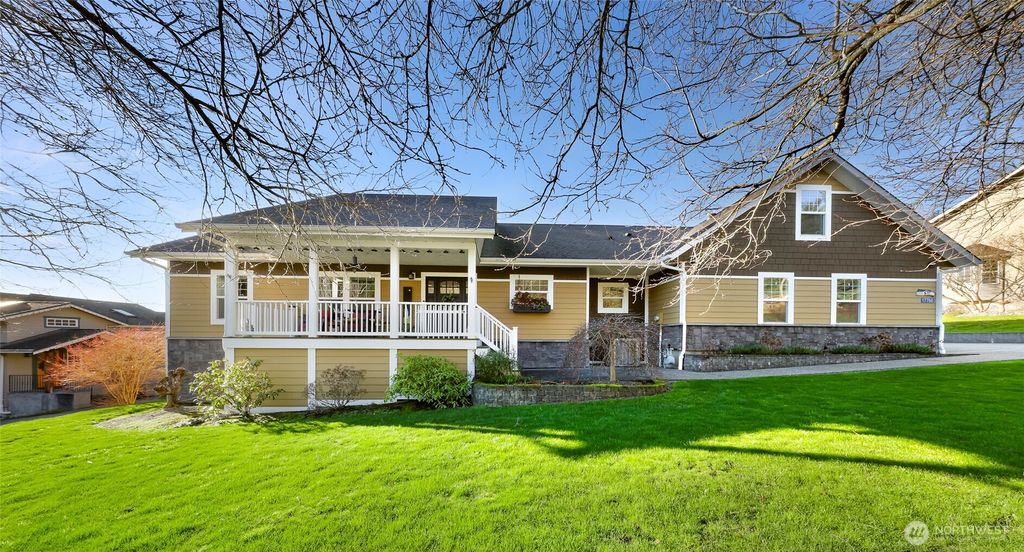 Photo of 17766 Pamela Street, Mount Vernon, WA 98274 (MLS # 2469075)