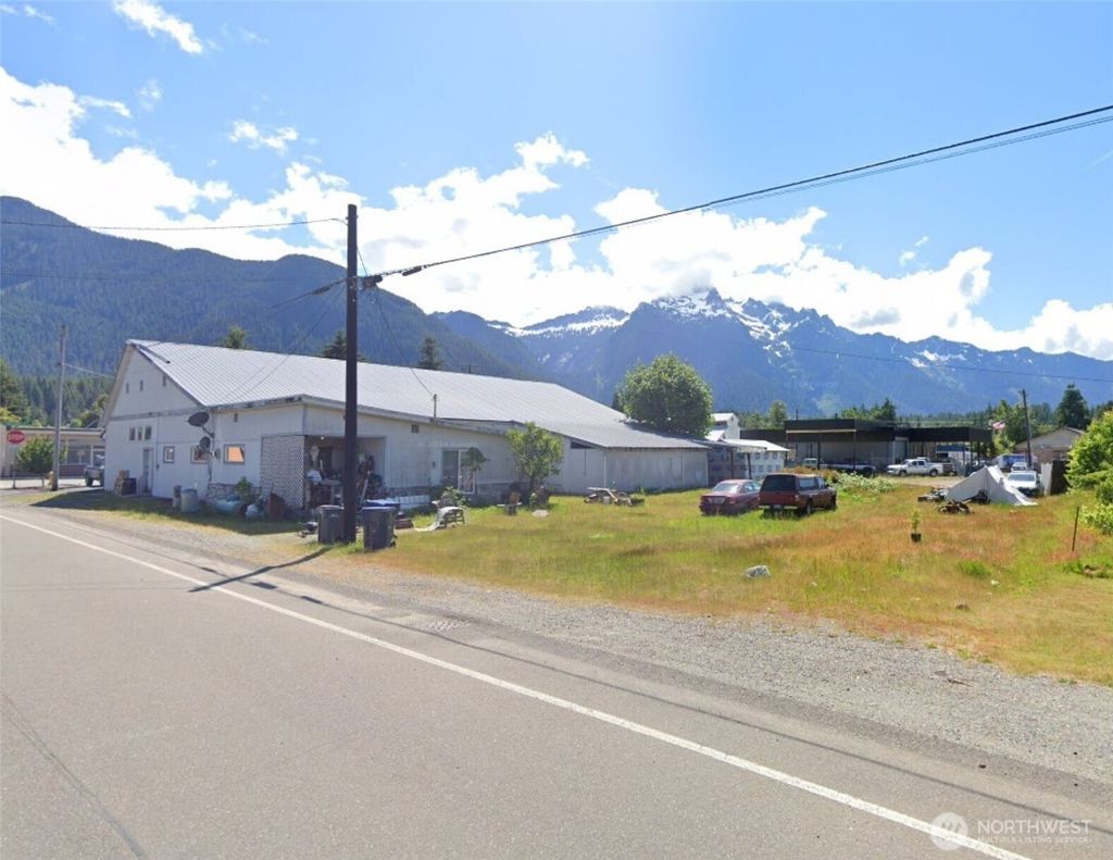 Photo of 0 XXX S Emens Avenue, Darrington, WA 98241 (MLS # 2332409)
