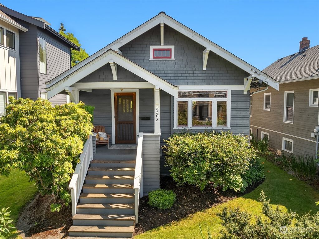 Photo of 5205 S Mayflower Street, Seattle, WA 98118 (MLS # 2253513)
