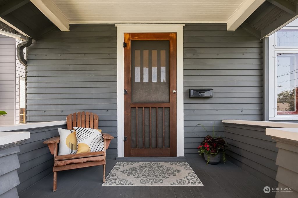 Photo of 5205 S Mayflower Street, Seattle, WA 98118 (MLS # 2253513)