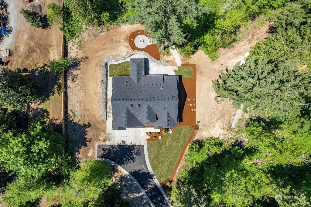 Photo of 21023 276th Avenue SE, Hobart, WA 98038 (MLS # 2078278)