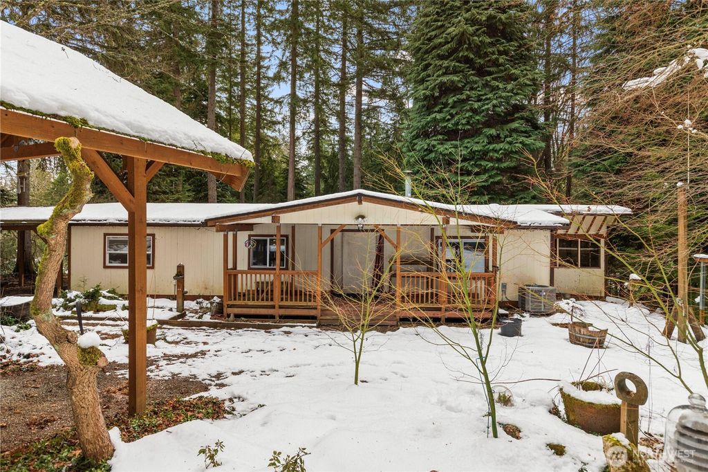 Photo of 26905 NE Union Hill Rd Rd, Redmond, WA 98053 (MLS # 2334235)