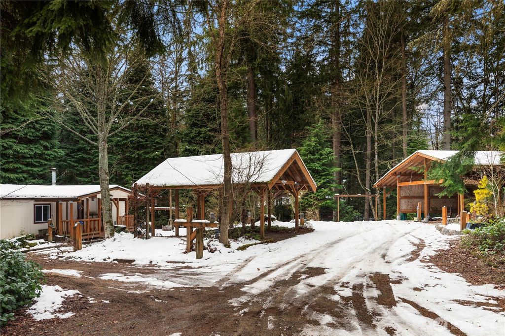 Photo of 26905 NE Union Hill Rd Rd, Redmond, WA 98053 (MLS # 2334235)