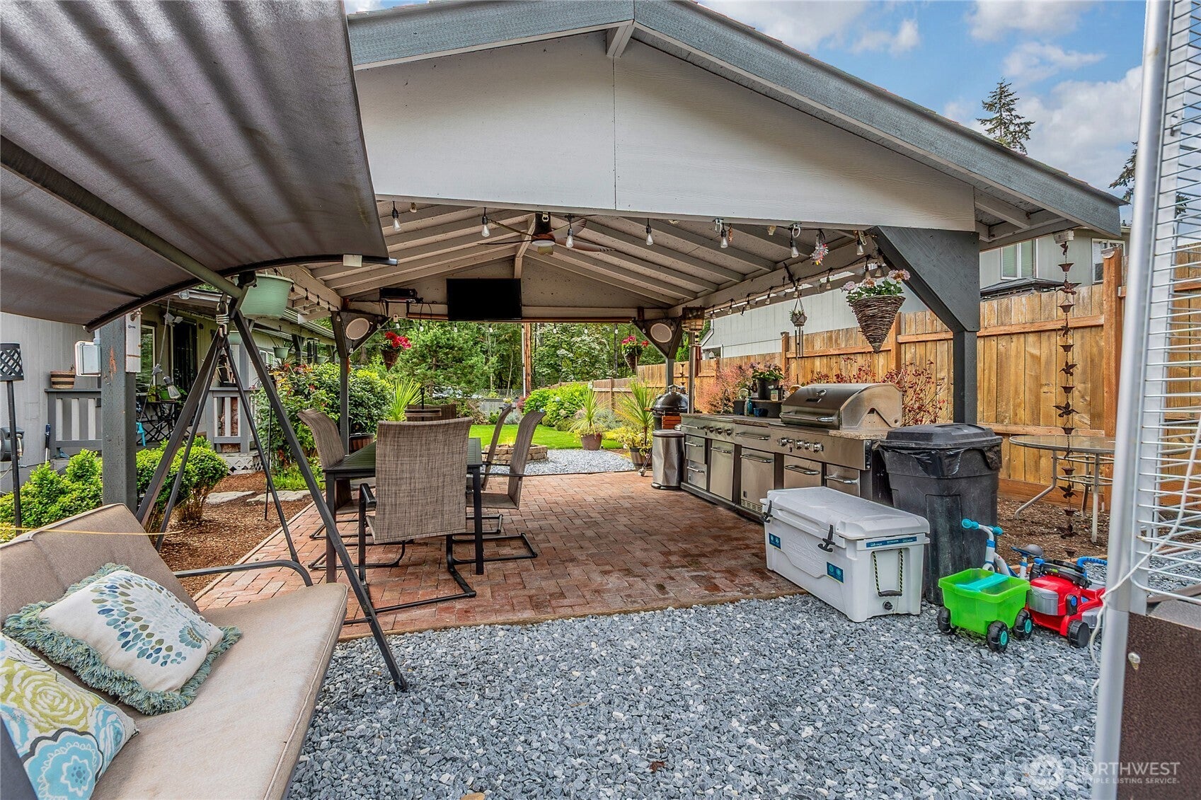 20801 Bonanza Drive E