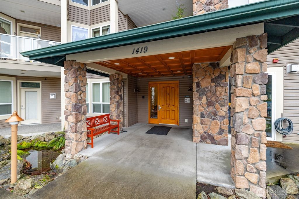 Photo of 1419 Digby Pl #207, Mount Vernon, WA 98274 (MLS # 2466244)