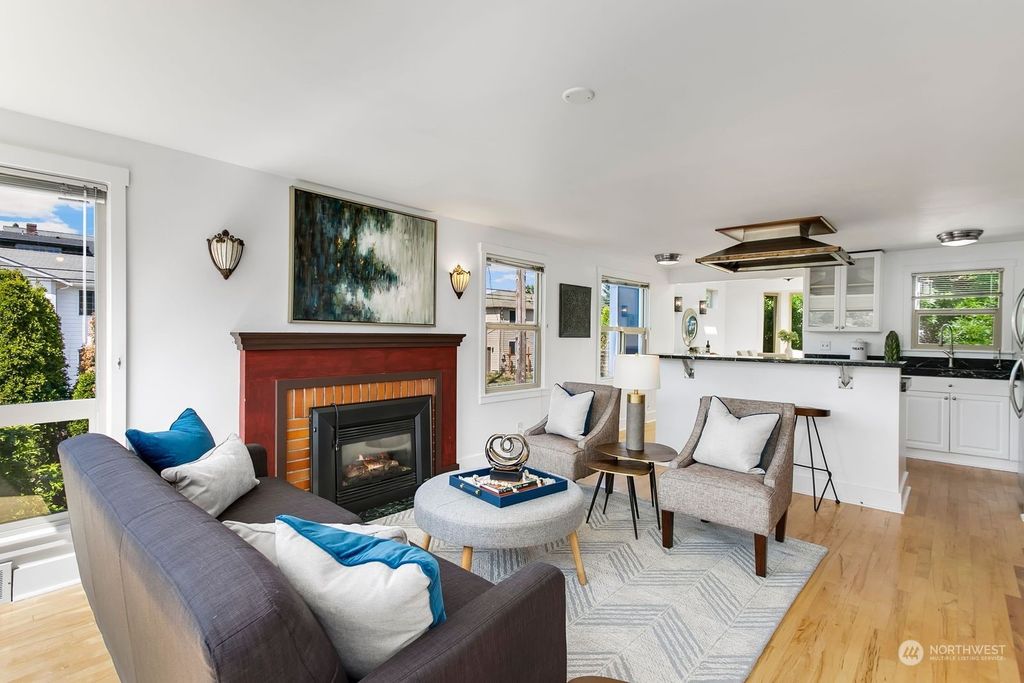 Photo of 4402 41st Avenue S, Seattle, WA 98118 (MLS # 2127963)