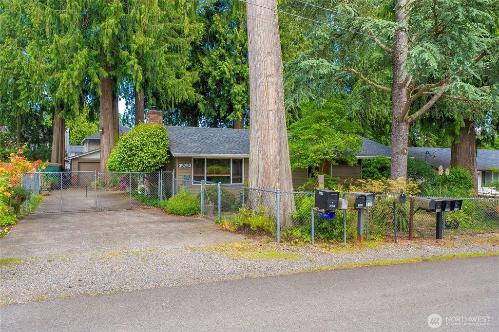 Photo of 35250 54th Avenue S, Auburn, WA 98001 (MLS # 2386505)