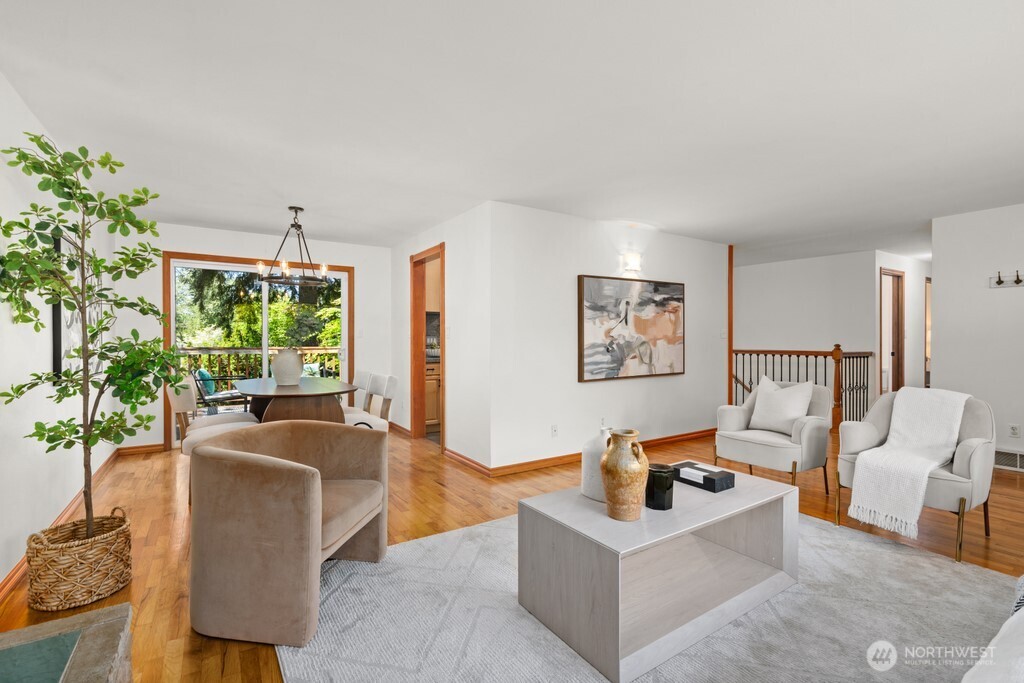 6816 NE 159th Street
